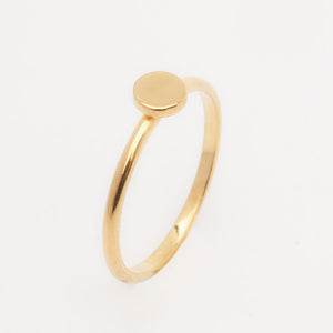 minimalistic gold flat ring
